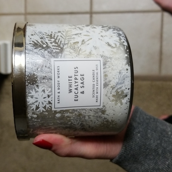 White eucalyptus and sage 3 wick bath and body works candle